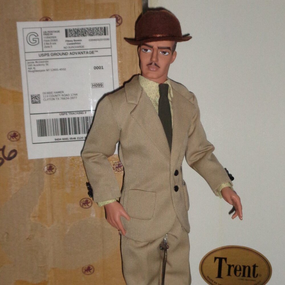 SOLD!   SOLD!!!   NEW ASHTON DRAKE TRENT OSBORN 17"-A DAY AT THE RACES